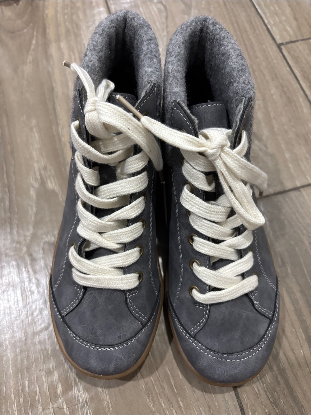 Women's Gray Lace-Up High-Top Casual Sneakers